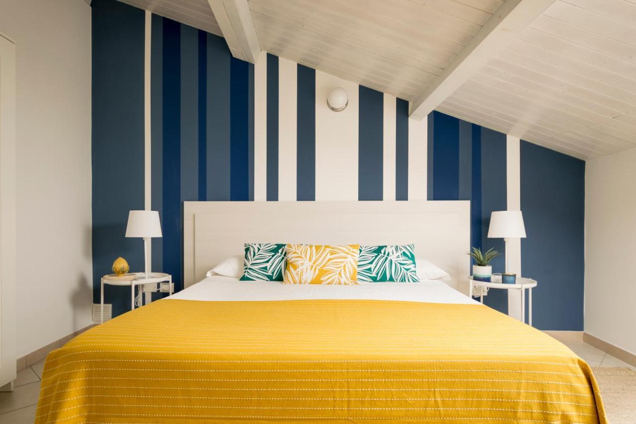 Civico 64 Bed & Breakfast In Mansarda Palmi Eksteriør bilde