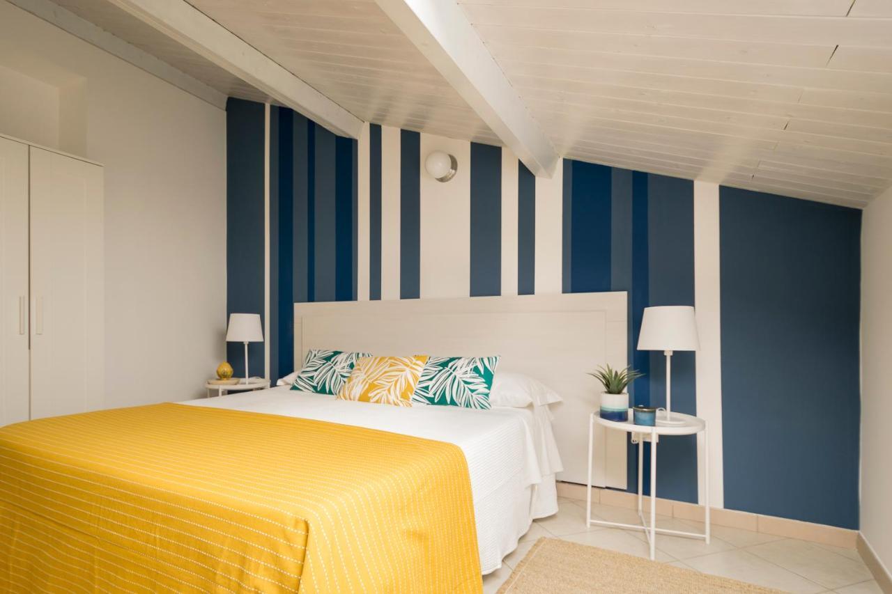 Civico 64 Bed & Breakfast In Mansarda Palmi Eksteriør bilde
